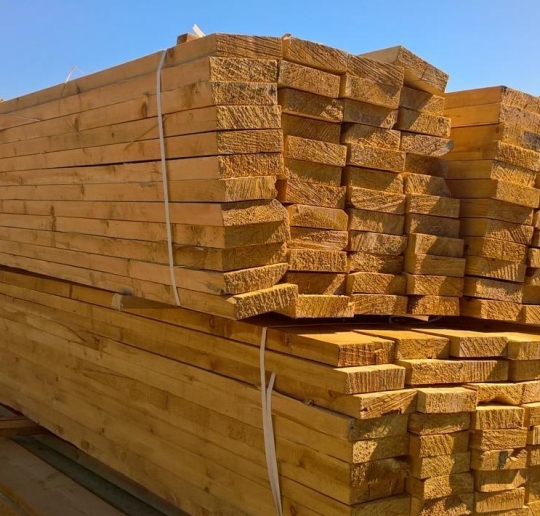 Доска обрезная из массива кедра