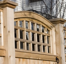 Деревянные заборы и их элементы