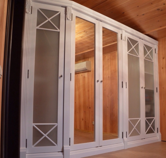 Мебель из массива дерева