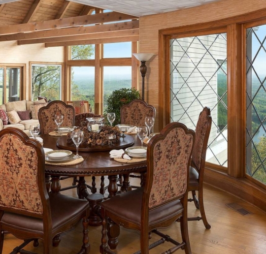 Окна из дуба