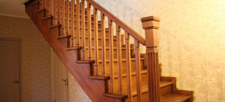 деревянная лестница